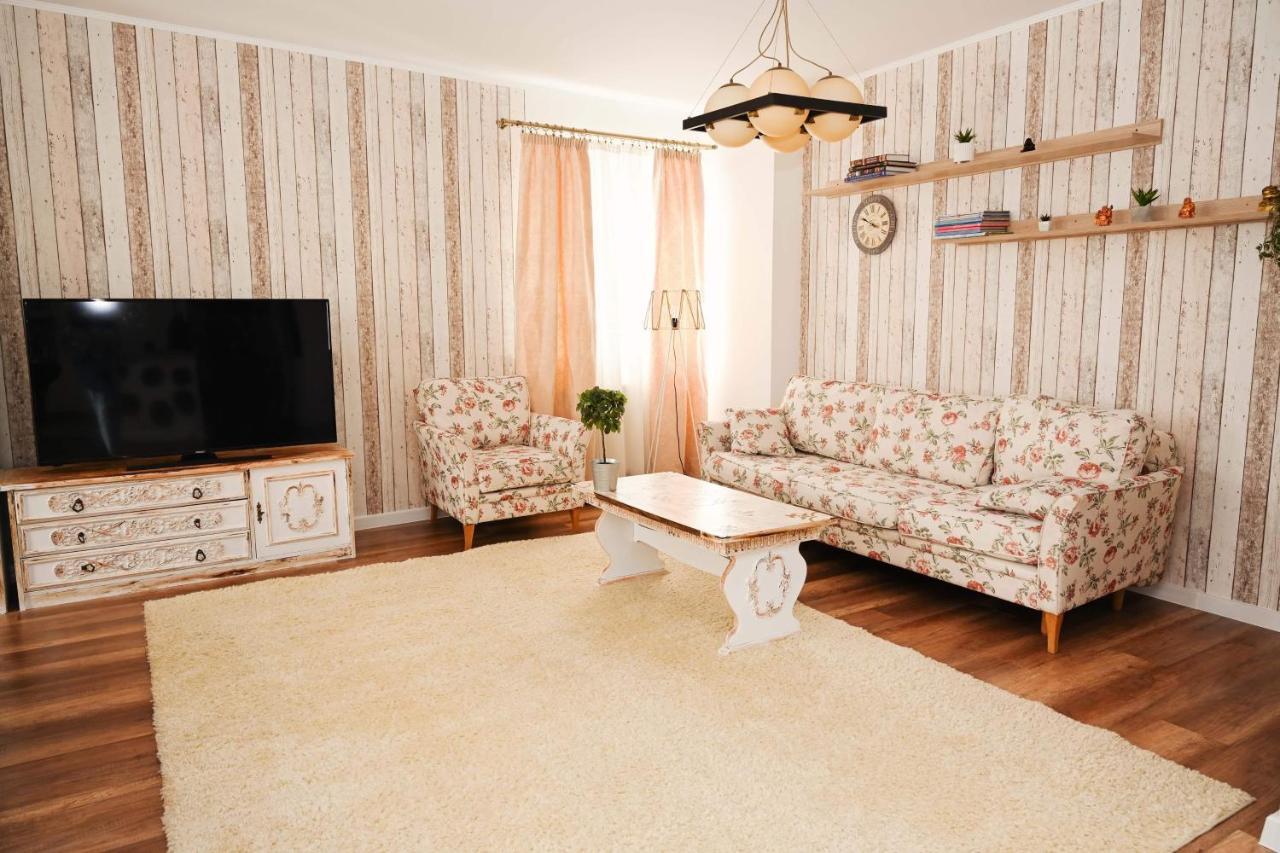 The View Penthouse Apartment Brasov Luaran gambar